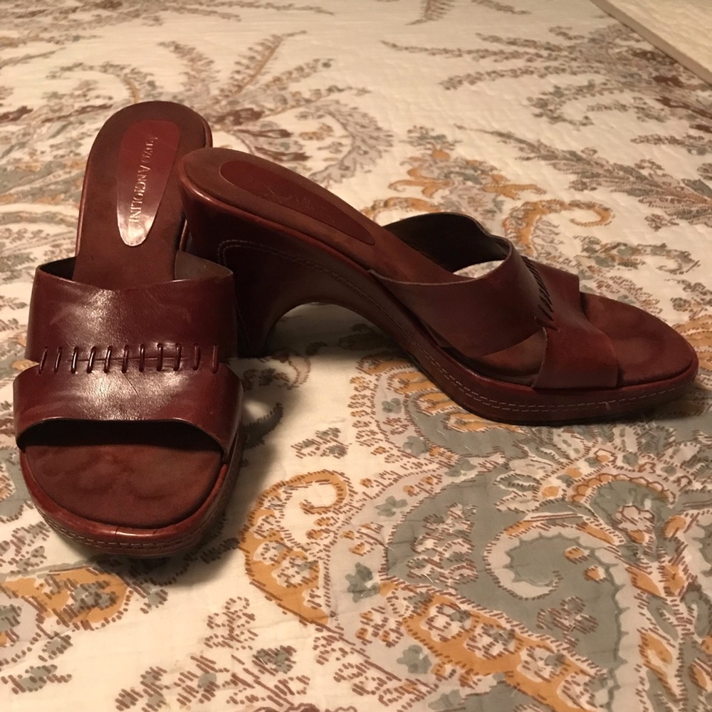 Enzo sandals